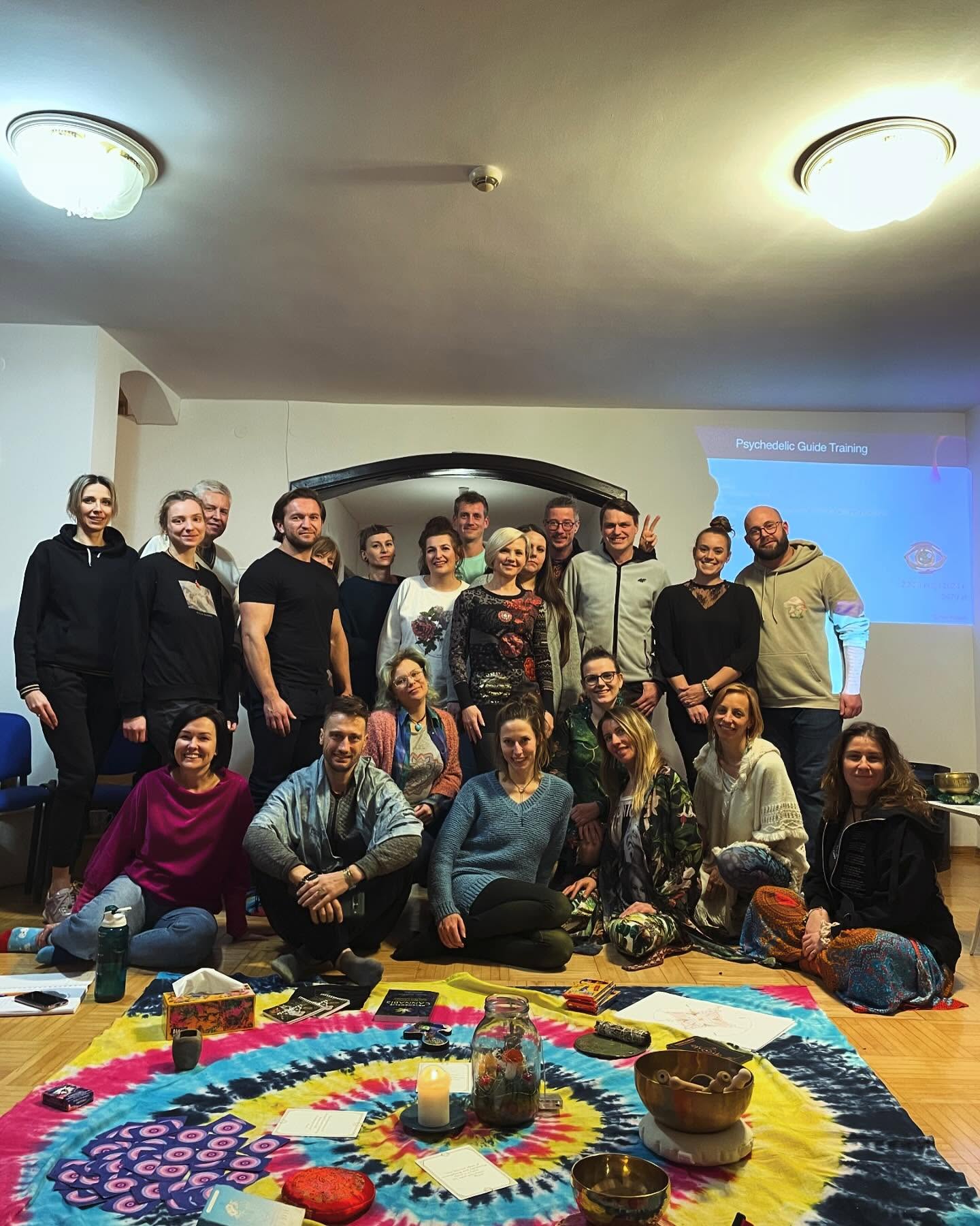 Psychedelic Guide Training — grupa